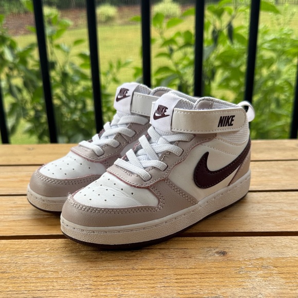 Nike Court Borough Mid 2 Sneaker - Kids' Size 9C - Picture 1 of 8